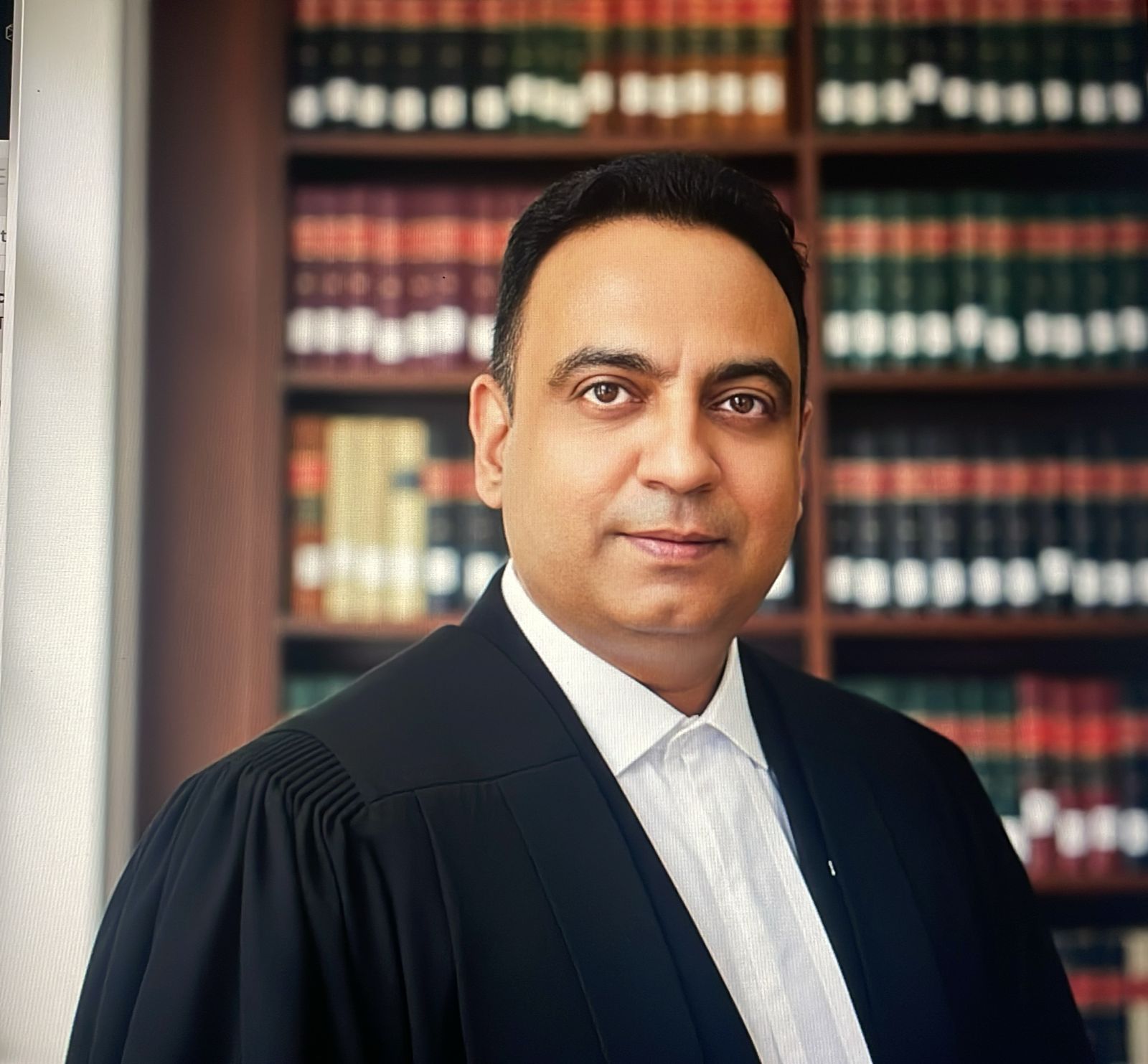 Advocate Manoj Sharma